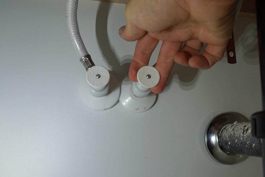 How To Remove A Bathroom Vanity