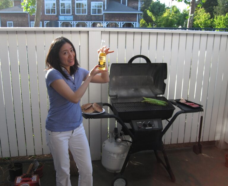 Propane vs. Natural Gas for Your Backyard BBQ