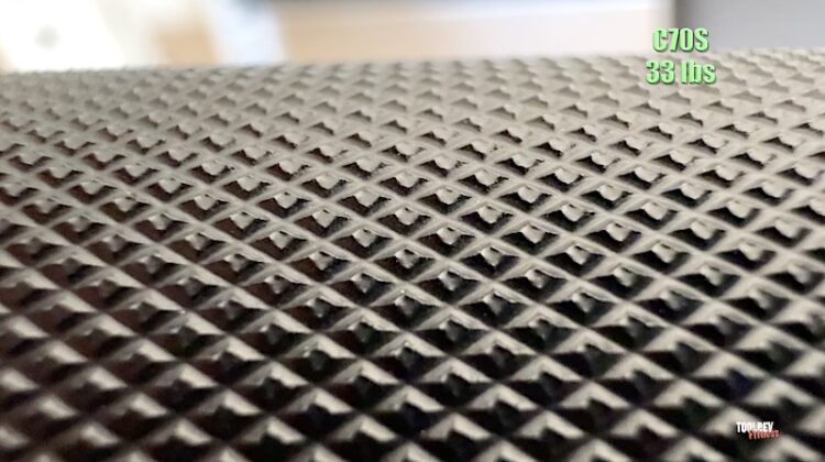 rogue barbell knurling up close