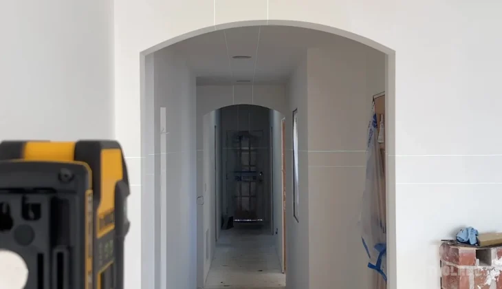 DeWalt and Makita green laser levels