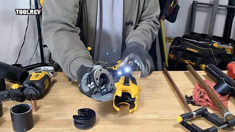 DeWalt Impact Connect copper cutter