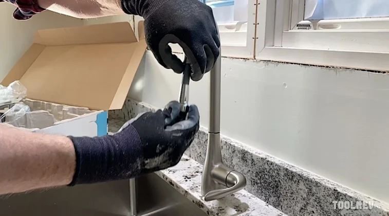 Kitchen faucet installation