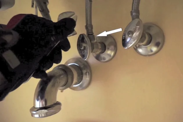How to Easily Remove a Bathroom Vanity